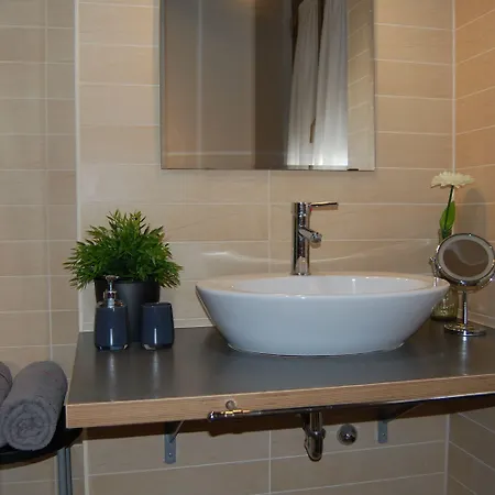 Goodday Tor Vergata Bed & Breakfast Rom
